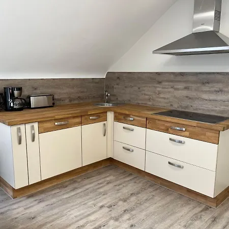Geraeumige Mit Garten Apartment Dahlem (Euskirchen)