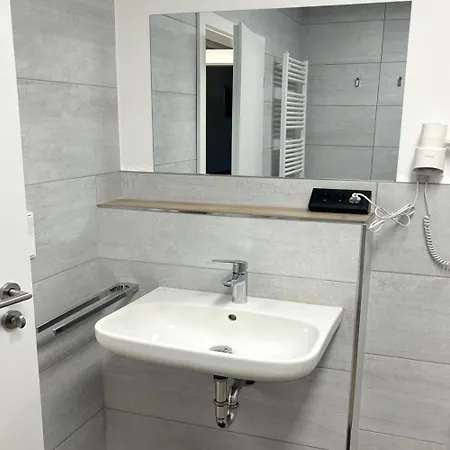 Geraeumige Mit Garten *