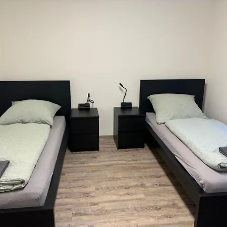 Geraeumige Mit Garten Кроненбург