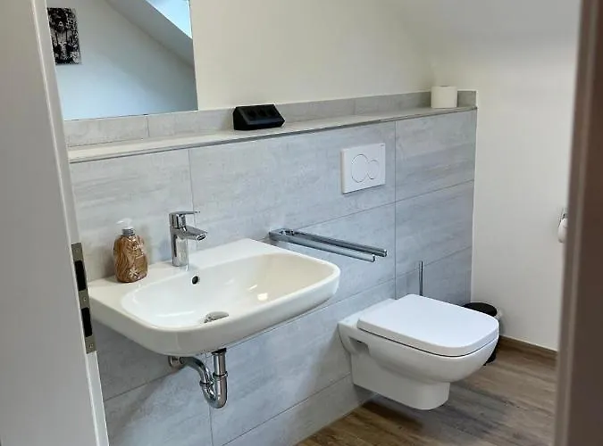 Apartamento Geraeumige Mit Garten *