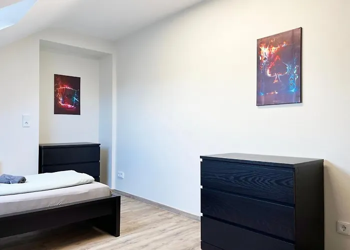 Geraeumige Mit Garten Apartamento *