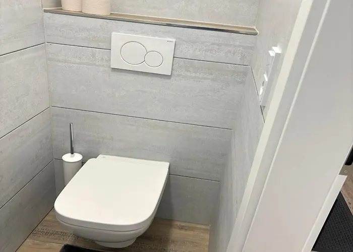 Geraeumige Mit Garten