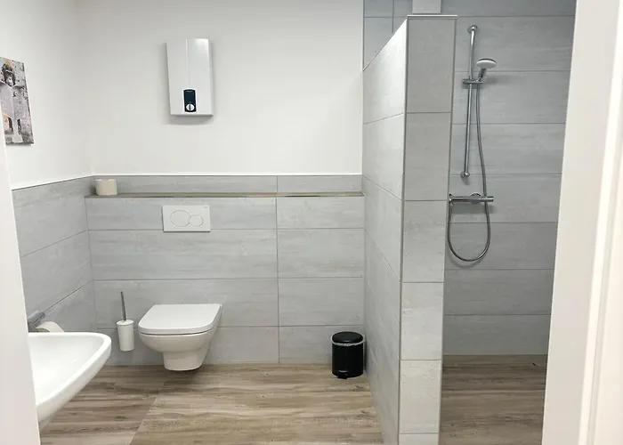 Apartamento Geraeumige Mit Garten *