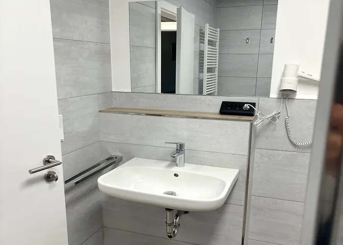 Geraeumige Mit Garten *