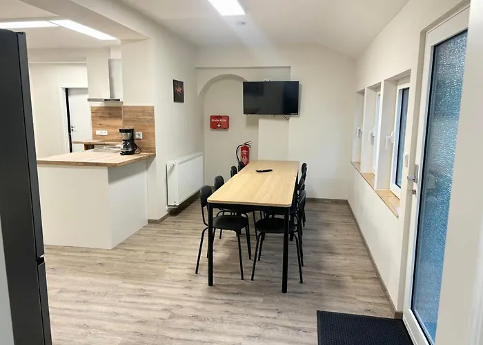 Apartamento Geraeumige Mit Garten *